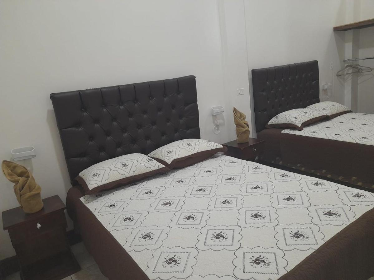 Alisson Hotel Y Restaurant モンテベルデ エクステリア 写真