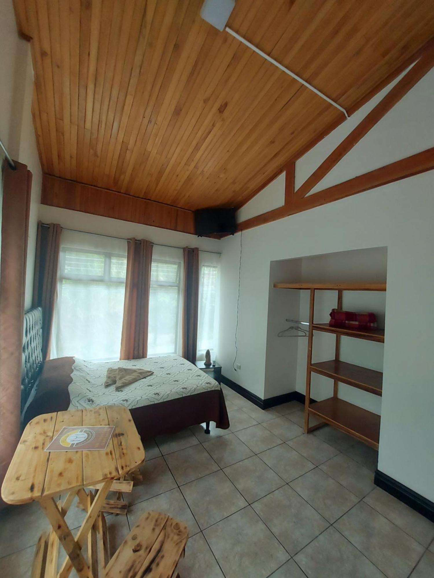 Alisson Hotel Y Restaurant モンテベルデ 部屋 写真